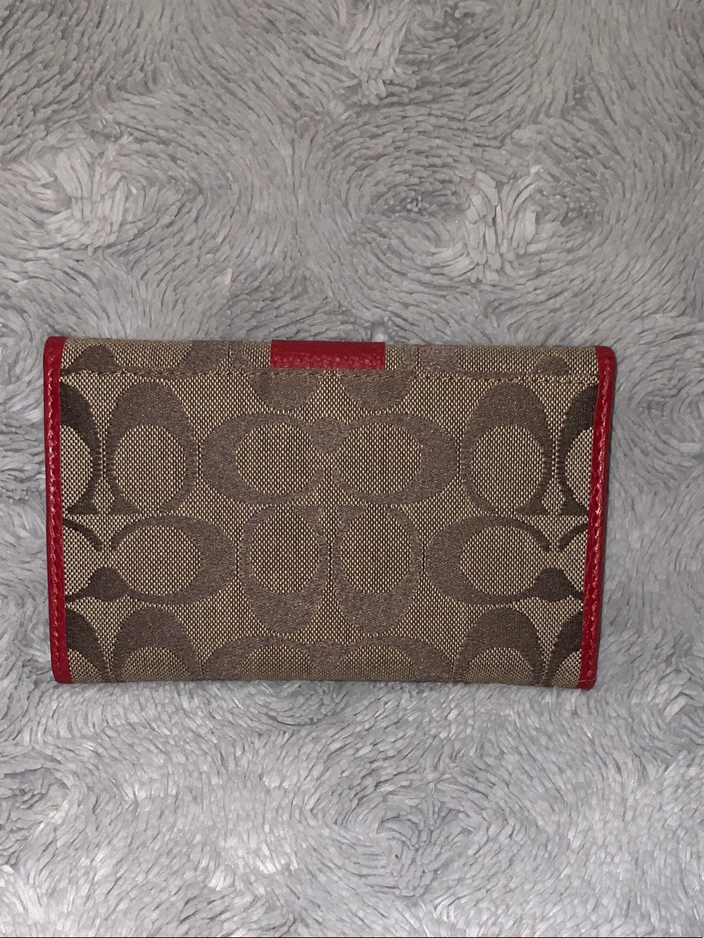 Coach Brown Signature Canvas Card Holder with Red Trim - Picture 2 of 8